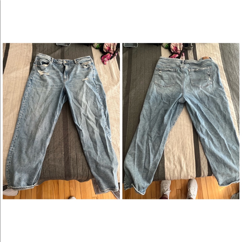 American Eagle Mom Jeans Size 18